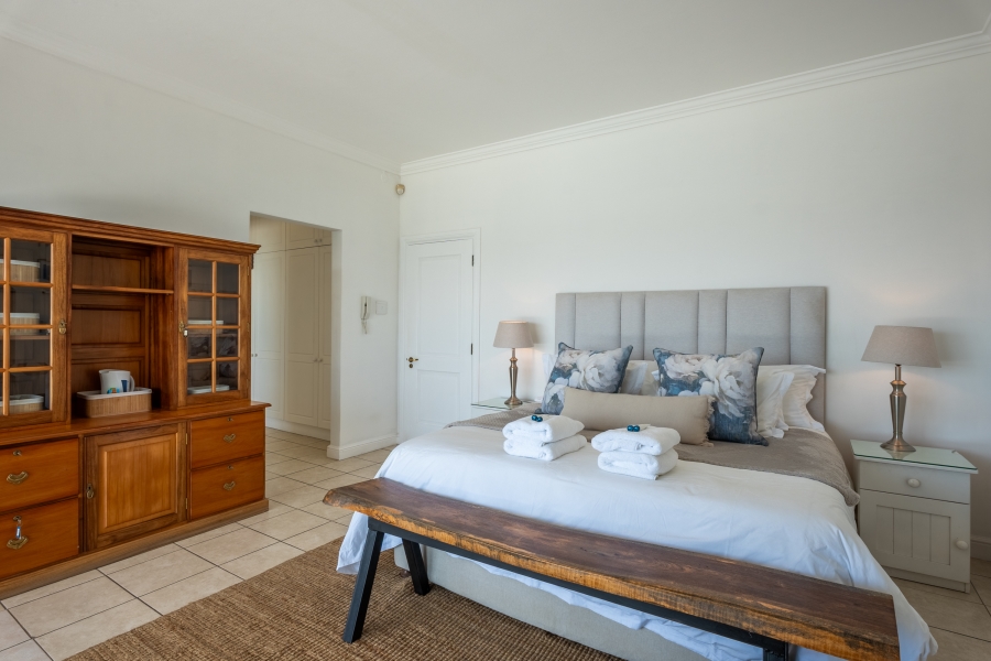 6 Bedroom Property for Sale in Port St Francis Eastern Cape